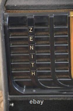 Vintage Zenith Trans Oceanic 8G005YTZ1 Short Wave Radio WORKING