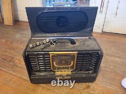 Vintage Zenith Trans-Oceanic Clipper Radio Model 8G005TZ1Y