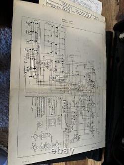 Vintage Zenith Trans Oceanic Model H500 Shortwave Radio With 2 Manuals