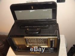 Vintage Zenith Trans Oceanic Radio Model L600