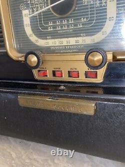 Vintage Zenith Trans-Oceanic Wave Magnet AM SW Portable Tube Radio Working