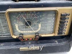 Vintage Zenith Trans-Oceanic Wave Magnet Radio Receiver