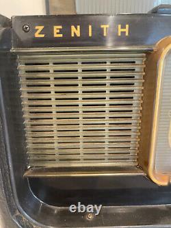 Vintage Zenith Trans Oceanic Wave Magnet Tube Radio Works Great Video Attached