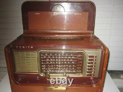 Vintage Zenith Transoceanic R600 Multi Band Tube Radio