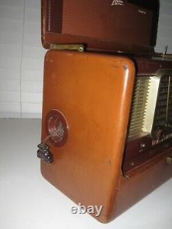 Vintage Zenith Transoceanic R600 Multi Band Tube Radio