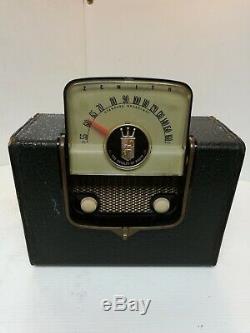 Vintage Zenith Tube Am Portable Radio 5g41 Flip Front Switch On & Off Works