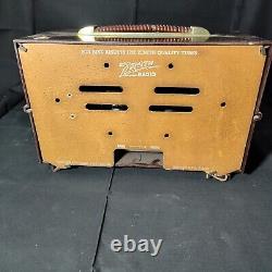 Vintage Zenith Tube Radio J615 Broadcast Band Radio & Phono 6 Tube Circa 1958