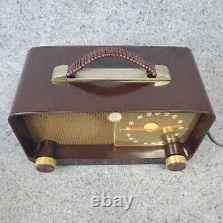 Vintage Zenith Tube Radio Model 5D811 Brown Bakelite AM Portable MCM Works