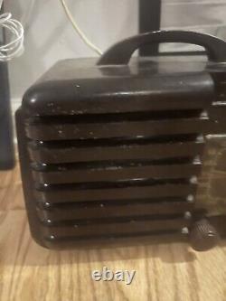 Vintage Zenith Tube Radio Recall Bakelite Dark Deco Used Missing Back Plate