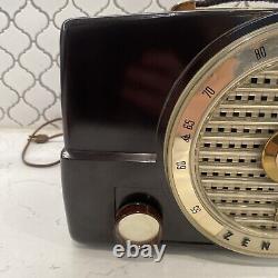 Vintage Zenith Tube Radio Y-365361 Model K526 (works/read Description)