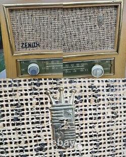 Vintage Zenith Tube Radio Zenith B730E