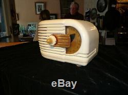 Vintage Zenith Tube Radio-model 6-d-311-ivory-restored-1938/39