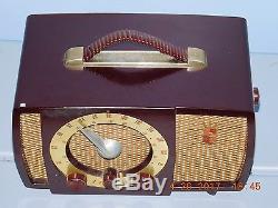 Vtg Art Deco 1951 ZENITH Model H 724Z Chassis 7H02Z Bakelite AM/FM 7-Tube Radio