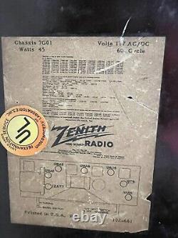 Vtg Zenith Bakelite Tapletop AM/FM Tube Long Distance Radio Chassis 7G01 Works