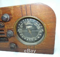 Working Vintage 1937 Zenith Tube Radio Model 6D219 Foreign Broadcast, U. S. A