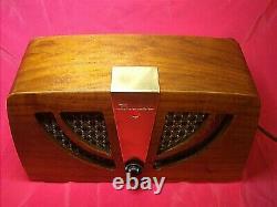 ZENITH RADIO 6D030 6 TUBE 1946 AM THE EAMES Fully Restored. Look
