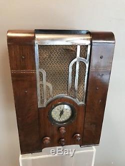 ZENITH TOMBSTONE RADIO MODEL 809 Classic Rare Art Deco Tube Radio