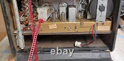 ZENITH Trans-Oceanic Wave Magnet Radio Model B600 With 6A40 Chassis WORKS