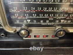 ZENITH Trans-Oceanic Wave Magnet Radio Model B600 With 6A40 Chassis WORKS