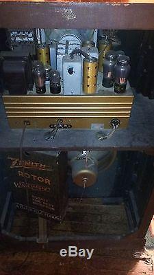 Zenith 10-s-566 console radio 1941