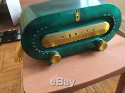 Zenith 1951 Racetrack Vintage Tube Radio In Smokey Emerald Green Gloss Finish