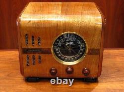 Zenith 5S218 Antique Radio