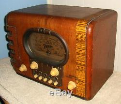 Zenith 5S-319 Racetrack Dial Radio C-1939