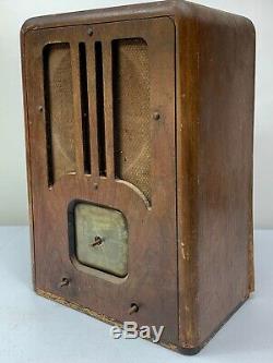 Zenith 5-R-135 Tombstone Tabletop Antique Radio 1937 PARTS/REPAIR 16.5H X 12 W
