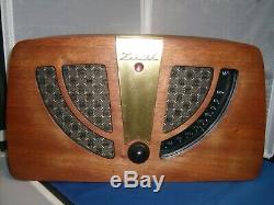 Zenith 6D030 Z Tube Radio Must See! Refinished, Restored. EX condition