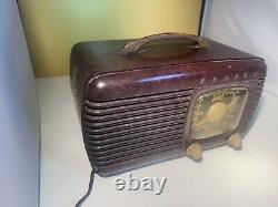 Zenith 6D510 Art Deco Bakelite AM Tabletop Tube Radio Please Read. Works