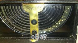 Zenith 6G001YX Long Distance Universal Tube Radio (1946)