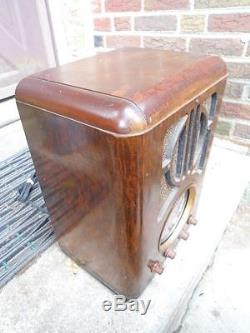 Zenith 6S229 Wood Tombstone Tube Radio Working OEM Knobs Fully Restored Playing