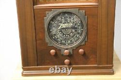 Zenith 6-V-27 Antique Vintage Tombstone Tube Radio 1936