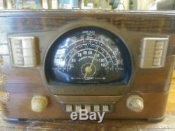 Zenith 7S529 7-S-529 Table Top Broadcast Shortwave Radio 1940's Art Deco WORKING