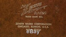Zenith Art Deco Bakelite Plastic Case AM FM Tube Radio Model T723 Works 1950's