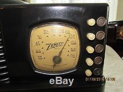 Zenith Art Deco Bakelite Radio 1938 Model 6D312