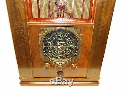 Zenith Art Deco Tombstone Wood Case AM SW Tube Radio Model 6S27 Works Great