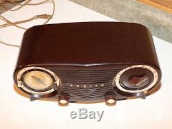Zenith Bakelite Clock Radio Model S-18535 Owl Eyes