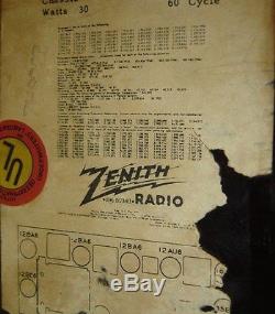 Zenith Bakelite Tube Radio R721 9087