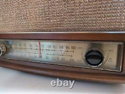 Zenith G730 1950s AM/FM Tube Radio With Phono Input