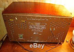 Zenith G730 Vintage Wood Cabinet AM/FM Tube Radio Tested and Works