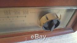 Zenith G730 Vintage Wood Cabinet AM/FM Tube Radio, tested and Works 030