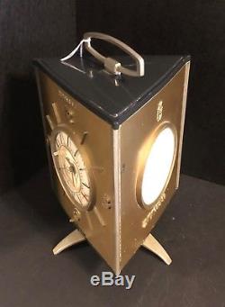 Zenith Golden Triangle Art Deco Model 950 Switzerland 1958 Vintage Clock Radio