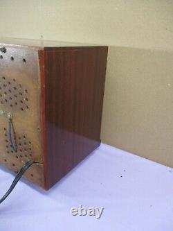 Zenith High Fidelity Tube Radio AM FM Model A835 Chassis 8A02 PLAYS NICE & LOUD