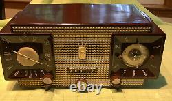 Zenith J733 chassis 7J03 antique 1952 AM FM clock radio working repaired