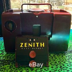 Zenith L505 Vintage (1953) Portable Tube Radio with Wave Magnet- Amazing Cond