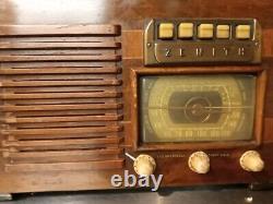 Zenith Model 6s-527 Radio Shortwave Receiver With Pushbuttons