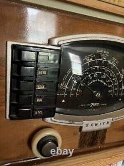 Zenith Model 7S633 Antique Radio 1941 WORKS! Automatic Tuning