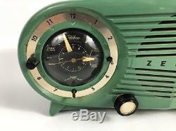 Zenith Owl Eyes Green Clock Radio Rare Vintage Color Tube Music