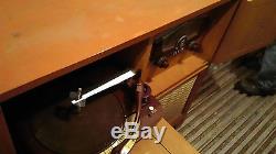 Zenith Radio with record player console
